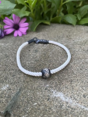 Normadia Şık Gümüş Kazaziye Detaylı Beyaz Bileklik, Zarif Takı Hediye Seçeneği