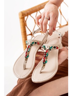 Pazarcan 152-1110 Bej Multi Taşlı Parmak Arası Kadın Sandalet