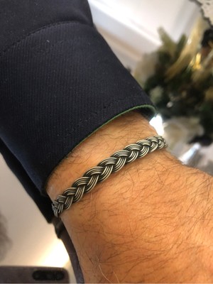 Normadia Örgülü Gümüş Bileklik, Zarif ve El Işçiliğiyle Tasarlanmış Takı