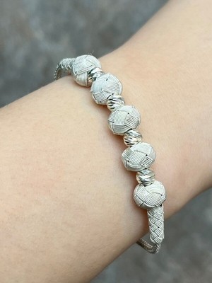 Normadia El Işçiliği Gümüş Dorika Detaylı Zarif Bileklik