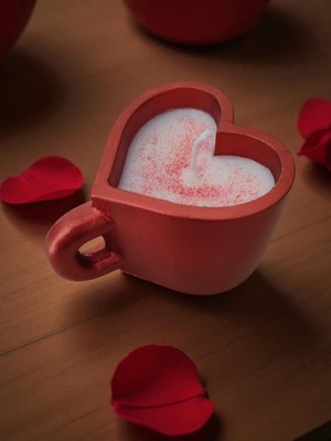 Home 'bir Kupa Sevgi' – Dekoratif El Yapımı Kokulu Kalpli Kupa Mum 2