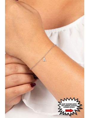 Normadia Şık Gümüş Minimal Harf Kadın Bileklik, Zarif ve Modern Tasarım