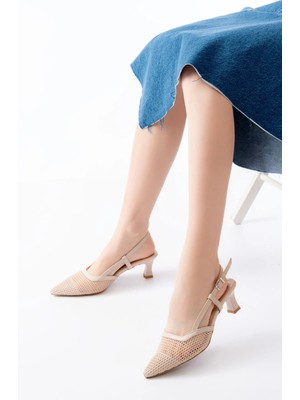 Pazarcan K-607 Bej Günlük Fileli Arkası Açık 7 cm Topuklu Bayan Ayakkabı