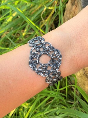 Normadia El Işçiliği Gümüş Kazaziye Bileklik, Zarif ve Şık Takı Seçeneği