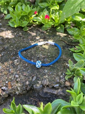 Normadia Mavi Gümüş Kazaziye Işlemeli Şık Bileklik