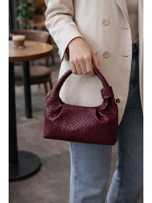 Densila Kadın Desenli Bordo Mini Zincirli El ve Omuz Çantası