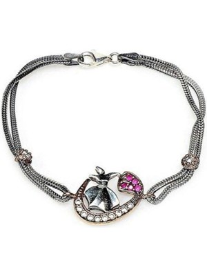 Normadia Kadın Vav Bileklik, Zarif ve Şık Tasarım, Modern Takı Seçeneği