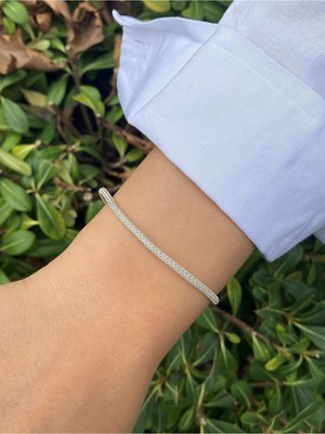 Normadia Siyah Beyaz Gümüş Kazaziye Örgü Bileklik, Zarif ve Şık Takı Seçeneği