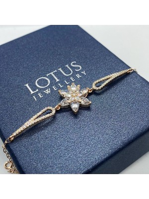 Normadia Şık 925 Ayar Gümüş Lotus Çiçeği Bileklik, Zarif ve Doğal Tasarım