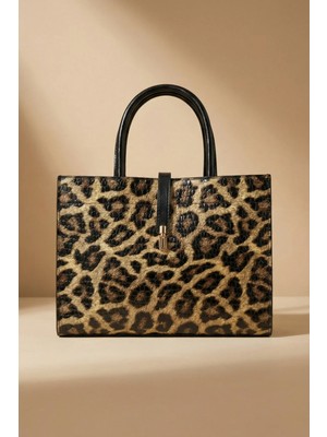 Kadın Leopar Rugan Evrak Çantası, Kilit Detaylı, 3 Bölmeli, Ayarlanabilir Askılı