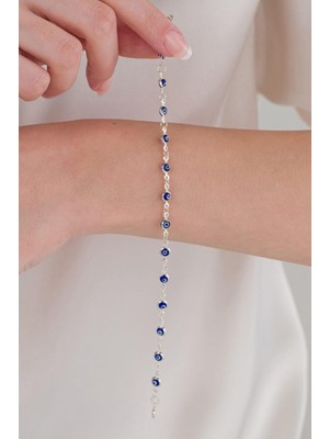 Normadia Koyu Lacivert Gümüş Nazar Boncuklu Bileklik, Şıklık ve Zarafet Sunar