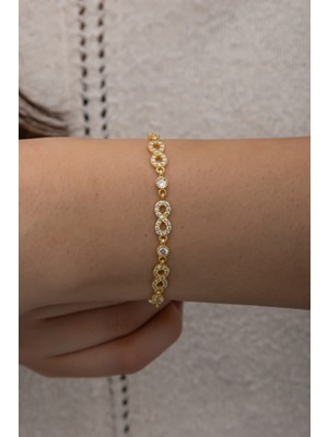 Normadia 925 Ayar Gümüş Sonsuzluk ve Zirkon Taşlı Bileklik, Şık ve Zarif Tasarım