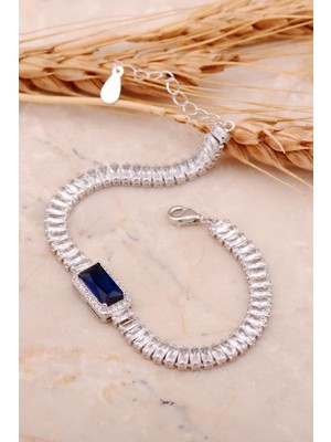 Normadia Şık Rodyumlu Gümüş Bileklik, Safir Taşlı, Elegant Takı Parçası