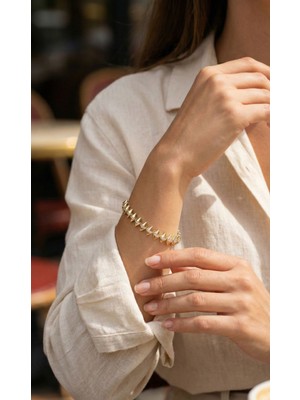 Getittir Pirinç Gold Renk Zirkon Taşlı Baklava Model Kadın Bileklik - Lisinya