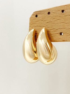 Normadia Kadın Göz Yaşı Damlası Modeli Küpe, 3 Cm, Şık ve Zarif Tasarım