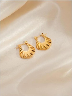 Normadia Şık Gold Çelik Vintage Küpe, Zarif ve Modern Tasarım