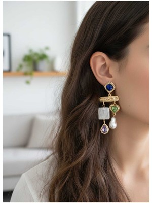 Normadia Şık ve Modern Kadın Küpe, Zarif Tasarım, Günlük ve Özel Kullanım Için Ideal