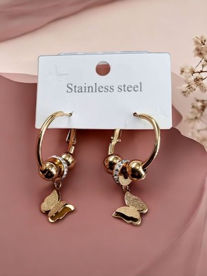 Normadia Şık Kelebek Figürlü Kadın Küpe, Zarif ve Modern Takı Tasarımı