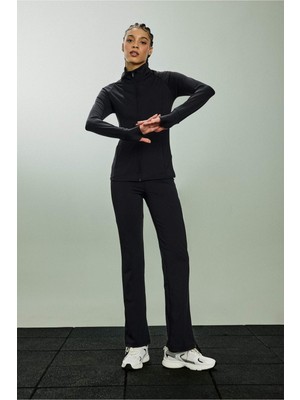 DeFacto Flare Fit Toparlayıcı Yüksek Bel İspanyol Paça Soft Touch Sporcu Pantolon B3988AX26SP