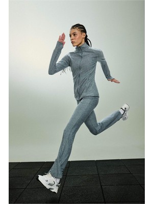 DeFacto Flare Fit İspanyol Paça Standart Boy Sporcu Pantolon F8022AX26SP