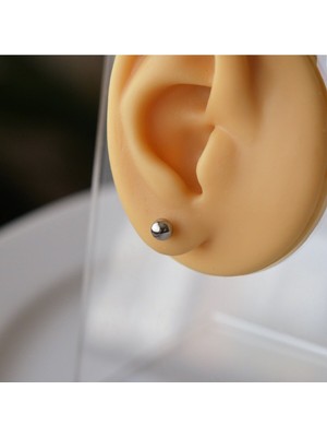 Normadia 4 mm Cerrahi Çelik Tek Top Küpe, Şık ve Zarif Tasarım