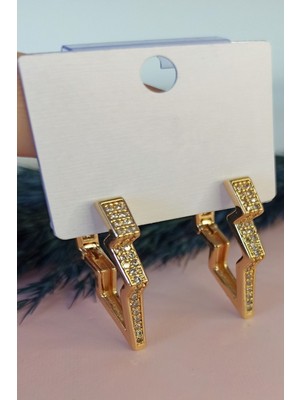 Normadia Kadın Için 3D Şimşek Model Çift Küpe, Şık ve Kalıcı Tasarım