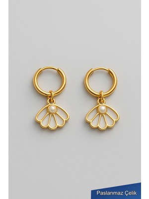 Normadia Gold Renk Deniz Kabuklu Inci Detaylı Çelik Halka Küpe