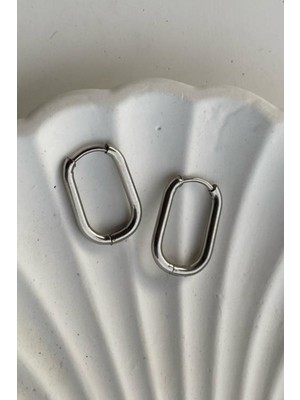 Normadia Şık ve Dayanıklı Paslanmaz Çelik Oval Unisex Küpe, Modern Tasarım