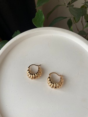 Normadia Rose Renk Tırtıklı Çelik Halka Küpe, Şık ve Zarif Tasarım