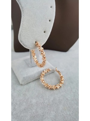 Normadia Parlak Çelik Halka Küpe, Şık ve Hafif Takım Aksesuarı