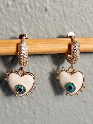 Normadia Parlak Zirkon Taşlı Nazar Boncuklu Çelik Küpe, Şık ve Modern Takı