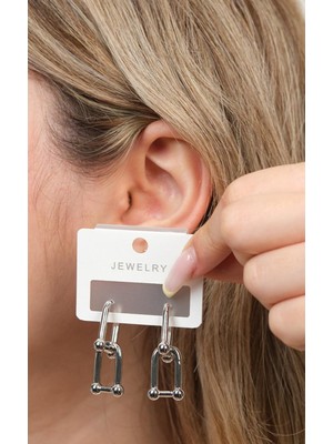 Normadia Şık Gümüş Çelik Kadın Küpe, Zarif ve Modern Takı Tasarımı