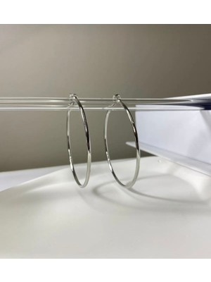 Normadia Şık Çelik Orta Boy Klipsli Halka Küpe, Zarif ve Günlük Kullanıma Uygun