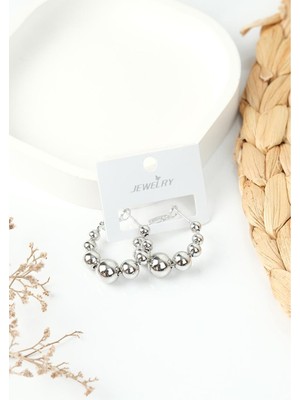 Normadia Şık ve Zarif Kadın Gümüş Çelik Küpe, Modern Takı Aksesuarı