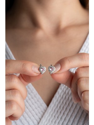 Normadia 925 Ayar Gümüş Zirkon Kalp Küpe, Şık ve Işıltılı Takı