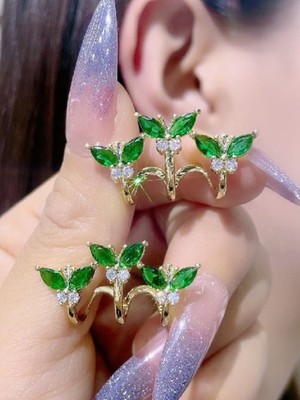 Normadia 925 Ayar Gümüş Iğne Küpe, Yeşil Çiçekler ve Zirkon Detaylı