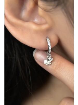 Normadia 925 Ayar Gümüş Lotus Tasarımlı Rodyum Kaplama Kadın Küpe