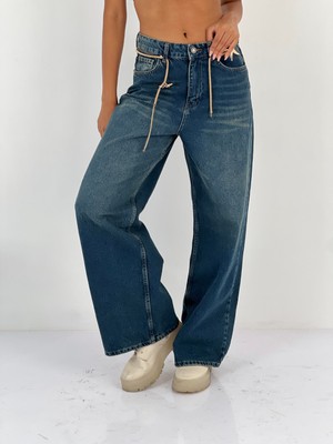 Miss Poem Kadın Zincir ve Yıldız Detaylı Bol Paça Jean Pantolon