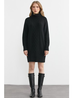 Sementa Degaje Yaka Saç Örgülü Yün Triko Tunik - Siyah