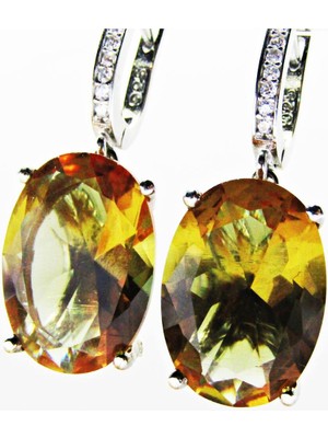 Normadia Gümüş Oval Zultanit Kadın Küpe, Şık ve Zarif Takı Tasarımı