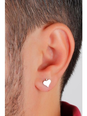 Normadia Şık Gümüş Maça Sembolü Erkek Küpe, Modern ve Tarz Sahibi Tasarım