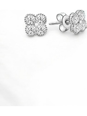 Normadia Zirkon Taşlı Yonca Model Gümüş 925 Ayar Küpe, Şıklık ve Zarafet