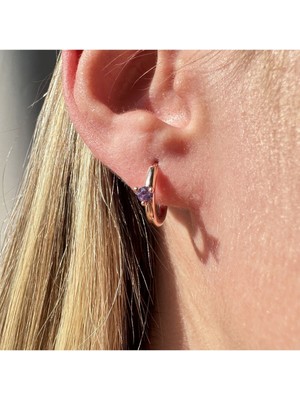 Normadia Mor Tektaş Gümüş Küpe, Şık ve Zarif Takı Tarzı