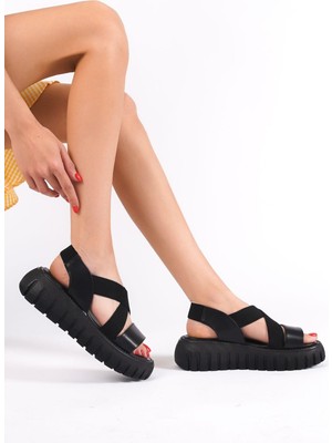 Mubiano 733-S Kalın Tırtık Tabanlı Siyah Platform Kadın Sandalet
