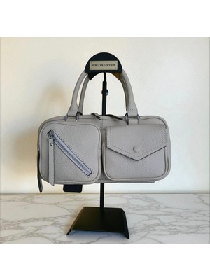 Valentina Victoria Ön Cepli Kulanışlı Orta Boy Yeni  Model