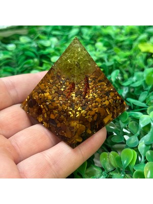 Taş Uzmanı Orgonit Piramit – Yeşim Taşlı Bakır Ağaç ve Kaplan Gözü Zemin