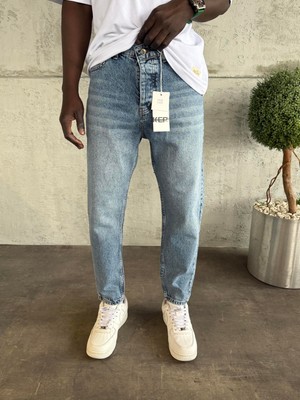 KağanKY Buz Mavi Taşlamalı Boyfriend Jean