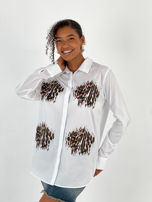 Miss Poem Kadın Leopar Baskı Gizli Düğmeli Beyaz Gömlek