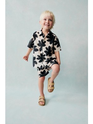 Magu Erkek Çocuk Pamuklu Bej Siyah Desenli Gömlek ve Şort Takım