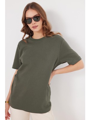 Tudors Kadın Relax Fit Rahat Kesim %100 Pamuk Yumuşak Dokulu Hafif Kalın Basic Bisiklet Yaka Haki Tişört